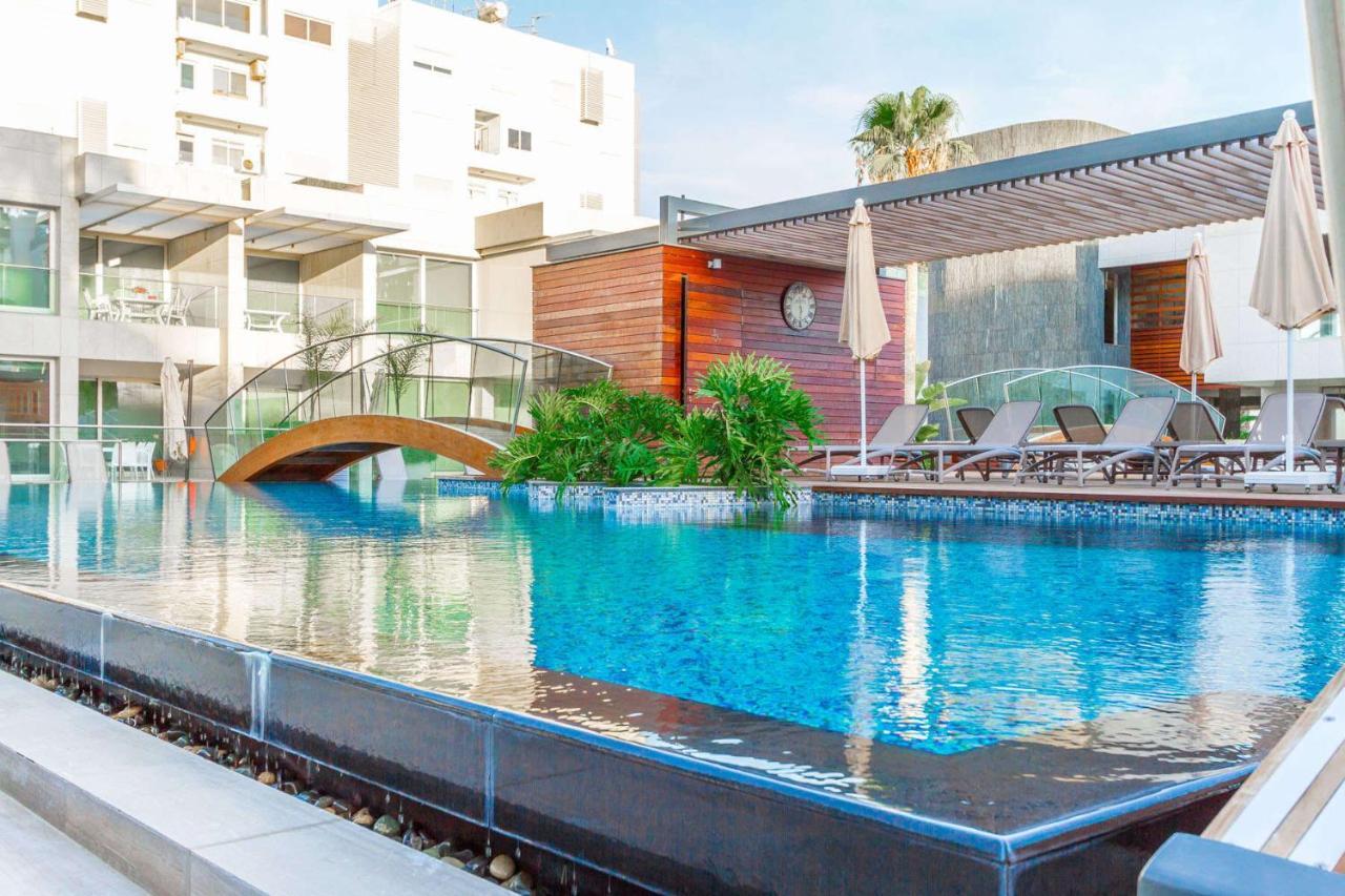 Opera Exclusive Apts By Trulycyprus Limassol Exterior foto